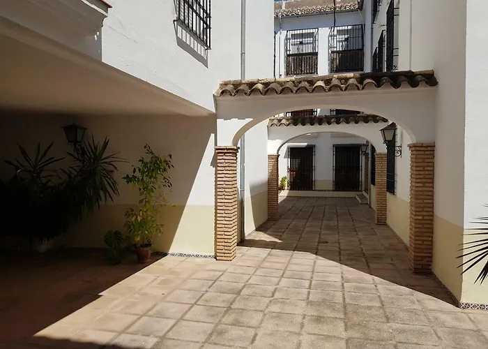 Vivienda Turistica Diseno En Patios De San Basilio *
