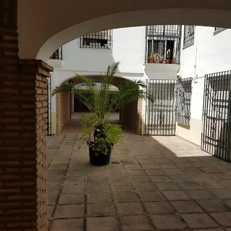 Vivienda Turistica Diseno En Patios De San Basilio *