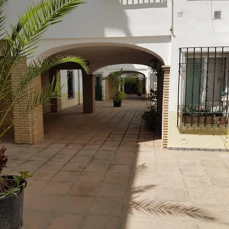 Vivienda Turistica Diseno En Patios De San Basilio *