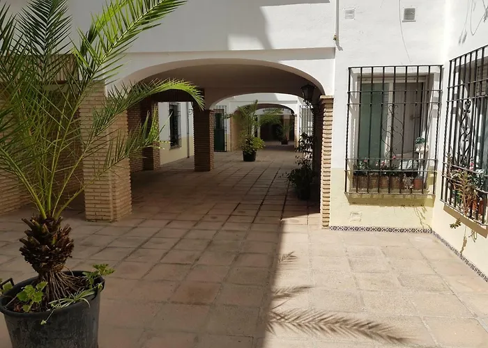 Vivienda Turistica Diseno En Patios De San Basilio *
